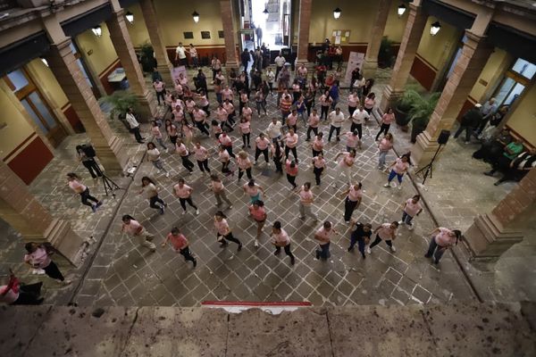 Congreso del Estado concientiza a sus trabajadores sobre prevención del Cáncer de Mama