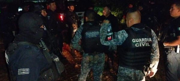 En Ario de Rosales se enfrentaron policías y ladrones