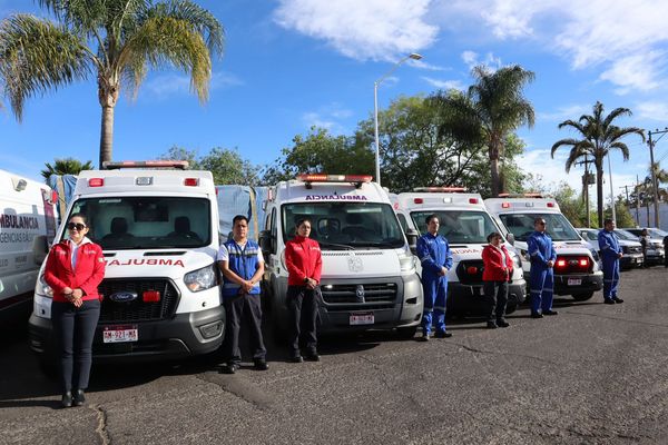 Más de mil 100 agentes vigilan la tradicional Noche de Muertos: Bedolla