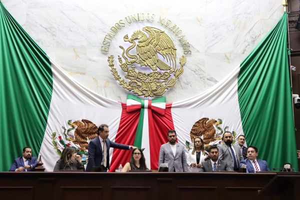 Congreso del Estado permite que padres decidan el orden de apellidos de sus hijos