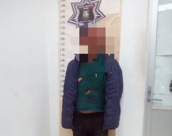 Hombre pierde la vida tras agresión con arma blanca; aseguran a presunto implicado en Ciudad Hidalgo.