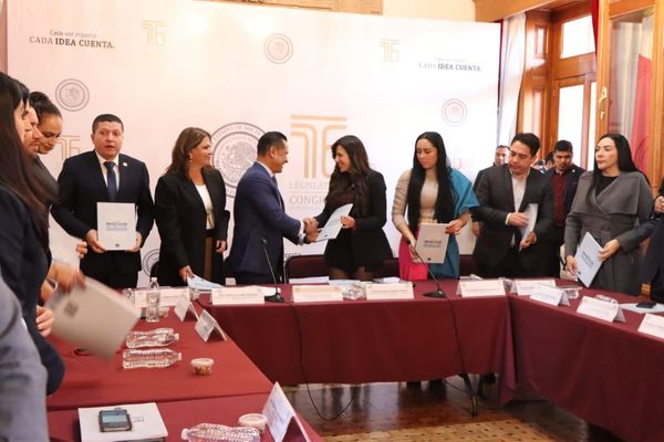 Recibe Congreso del Estado de la FGE el Plan de Persecución del Delito 2025-2034