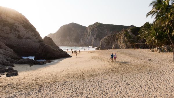 Playas michoacanas, el destino ideal para cerrar el año: Sectur