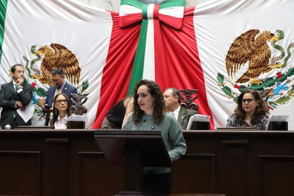 Presenta Sandra Arreola, iniciativa para proteger áreas naturales del uso de vehículos recreativos