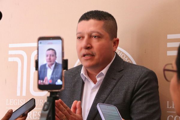 Presenta Vicente Gómez iniciativa para enunciar en la Ley las violencias de las mujeres