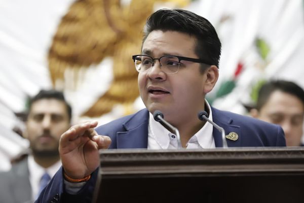 Tras presentación de iniciativa en materia electoral, Toño Carreño sostiene que antes y después de la elección los votos ciudadanos deben valer lo mismo