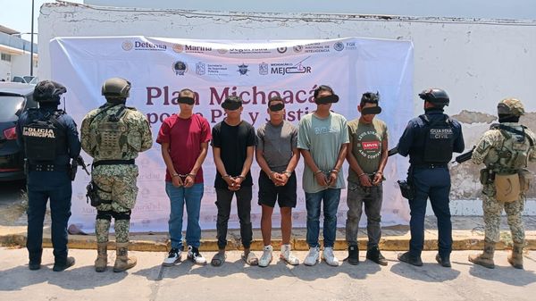 Detiene la GC a venezolano y cuatro mexicanos con droga en Apatzingán