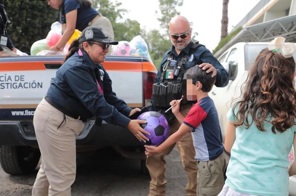 FGE y Guardia Civil llevan juguetes y alegría a niñas y niños de Michoacán en celebración del Día de las Infancias