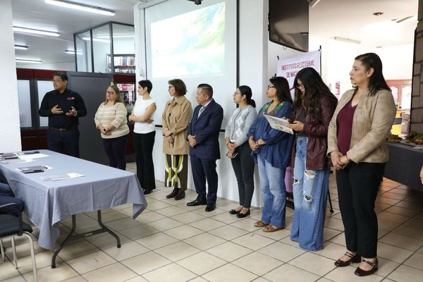 Imparte IEM capacitación a Movimiento Ciudadano
a solicitud del partido político