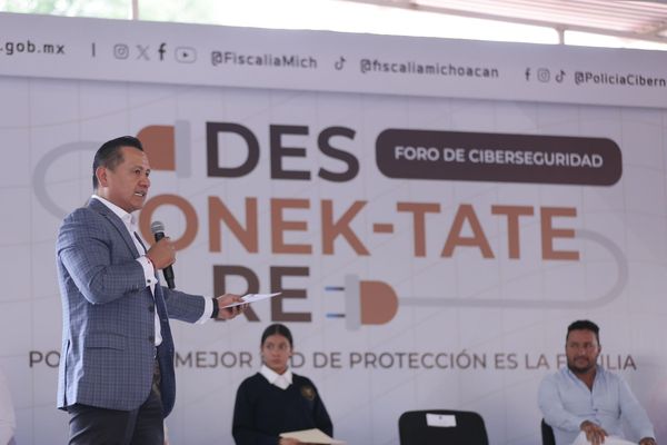 CTP impulsa la conciencia digital y la prevención con foro de ciberseguridad en Huiramba