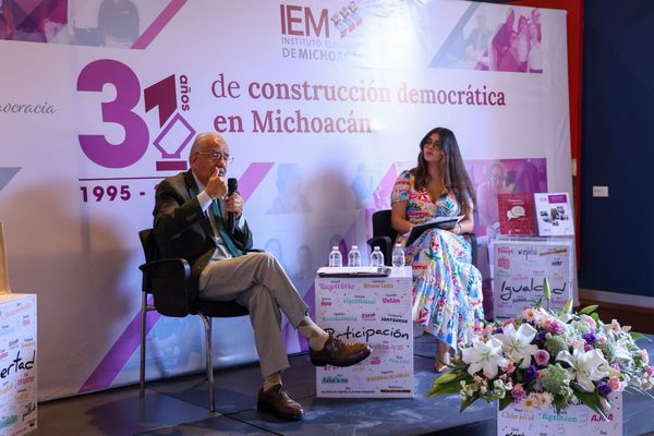 "La democracia es un proceso histórico inacabado":
Dr. Jaime Hernández Díaz