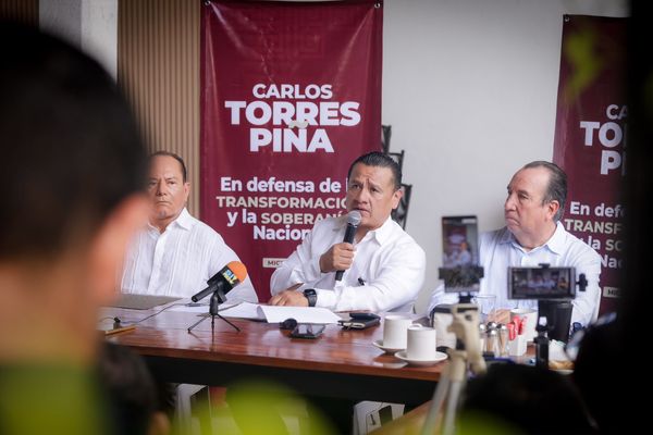 Es el trabajo lo que respalda a la gente, señaló Carlos Torres Piña
